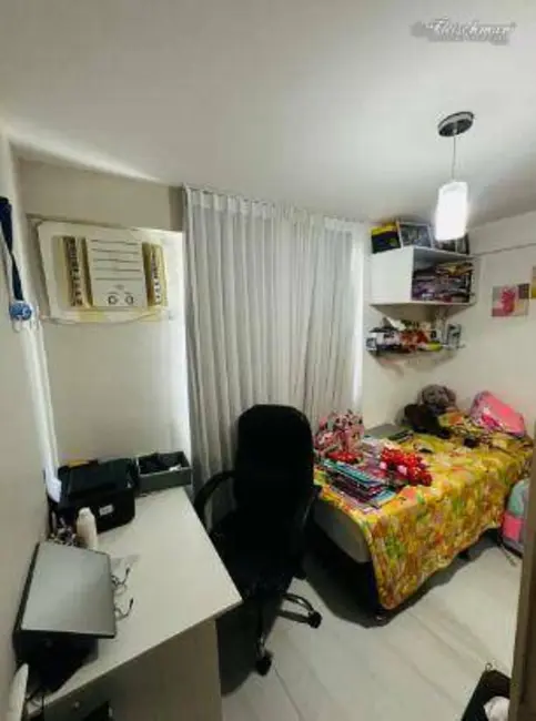 Foto 3 de Apartamento com 2 quartos à venda, 45m2 em Torre, Recife - PE