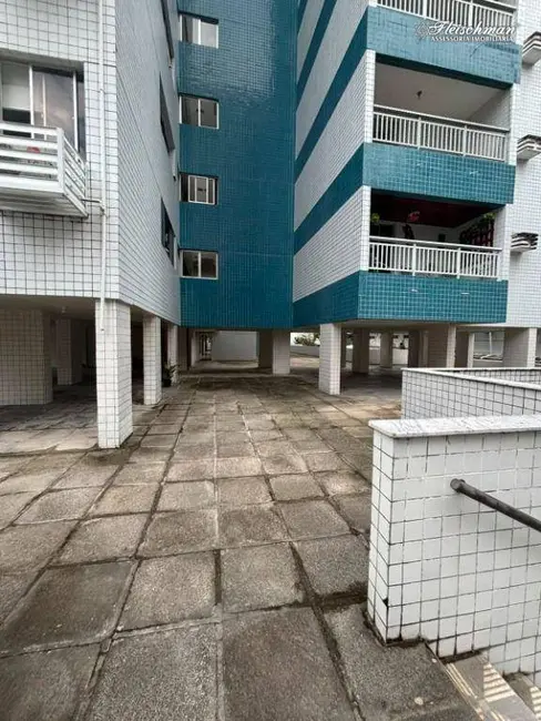 Apartamento com 3 quartos à venda, 101m2 em Casa Forte, Recife - PE - imagem 2 Foto 2 de Apartamento com 3 quartos à venda, 101m2 em Casa Forte, Recife - PE