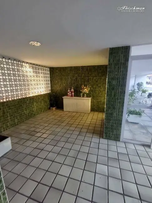 Foto 4 de Apartamento com 2 quartos à venda, 75m2 em Santo Amaro, Recife - PE