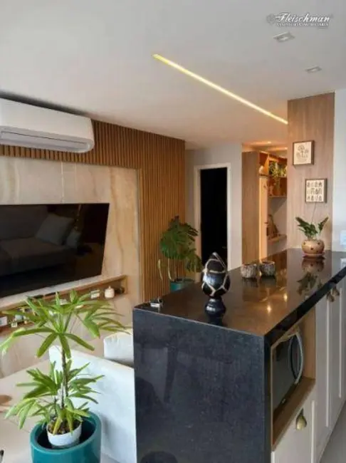 Foto 2 de Apartamento com 2 quartos para alugar, 68m2 em Espinheiro, Recife - PE