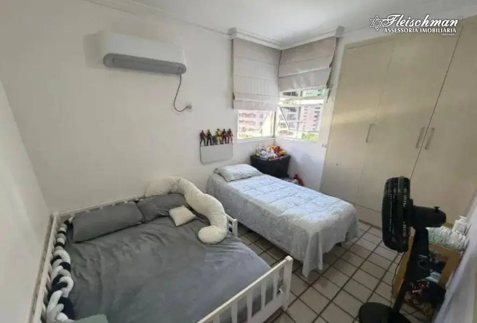 Foto 9 de Apartamento com 3 quartos à venda, 116m2 em Graças, Recife - PE