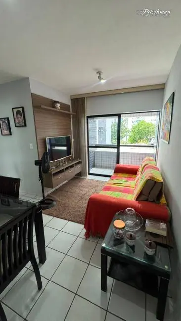 Foto 4 de Apartamento com 3 quartos para alugar, 87m2 em Torre, Recife - PE