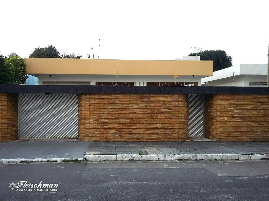 Foto 1 de Casa com 4 quartos à venda, 348m2 em Campo Grande, Recife - PE