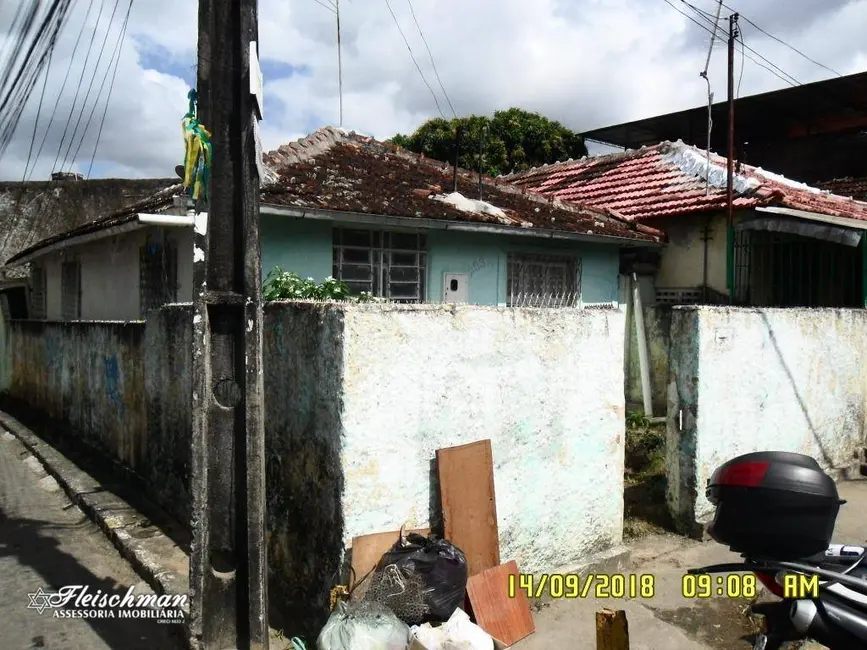 Casa com 3 quartos à venda, 130m2 em Casa Amarela, Recife - PE - imagem 3 Foto 3 de Casa com 3 quartos à venda, 130m2 em Casa Amarela, Recife - PE