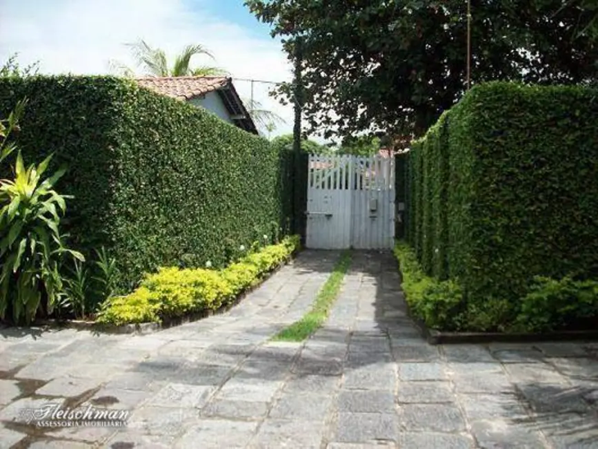 Foto 2 de Casa com 5 quartos à venda, 324m2 em Ilha De Itamaraca - PE