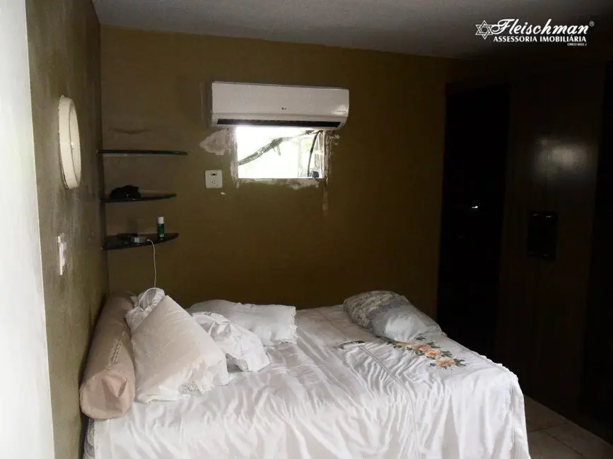 Apartamento com 3 quartos à venda, 110m2 em Casa Amarela, Recife - PE - imagem 5 Foto 5 de Apartamento com 3 quartos à venda, 110m2 em Casa Amarela, Recife - PE