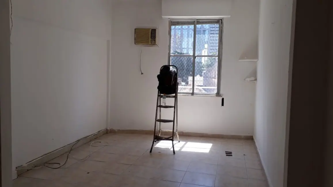 Foto 6 de Casa com 5 quartos à venda, 360m2 em Recanto, Rio Das Ostras - RJ