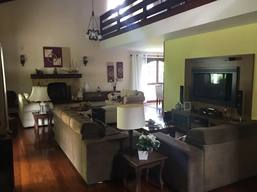 Foto 5 de Casa com 6 quartos à venda, 380m2 em Área Rural de Teresópolis, Teresopolis - RJ