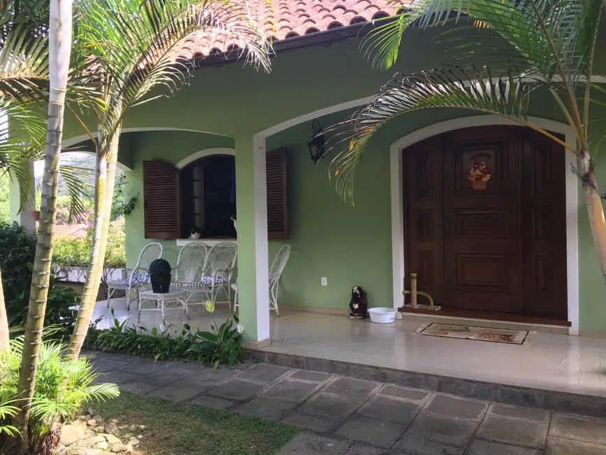 Foto 3 de Casa com 6 quartos à venda, 380m2 em Área Rural de Teresópolis, Teresopolis - RJ