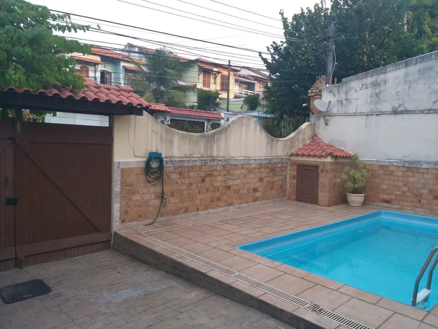 Foto 3 de Casa de Condomínio com 3 quartos à venda, 238m2 em Rio De Janeiro - RJ