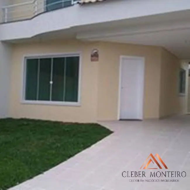 Sobrado com 3 quartos à venda, 134m2 em Pinheirinho, Curitiba - PR - imagem 4 Foto 4 de Sobrado com 3 quartos à venda, 134m2 em Pinheirinho, Curitiba - PR