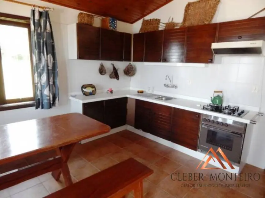 Foto 4 de Casa com 5 quartos à venda, 537m2 em Governador Celso Ramos - SC