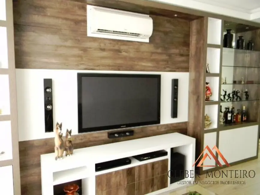 Apartamento com 3 quartos à venda, 142m2 em Curitiba - PR - imagem 5 Foto 5 de Apartamento com 3 quartos à venda, 142m2 em Curitiba - PR