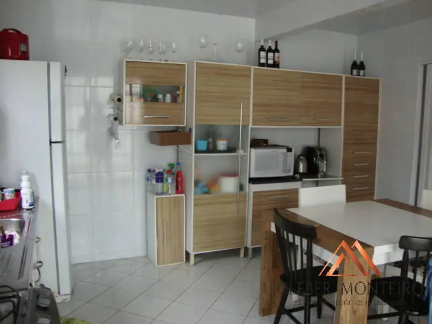 Foto 8 de Casa com 7 quartos à venda, 316m2 em Bairro Alto, Curitiba - PR