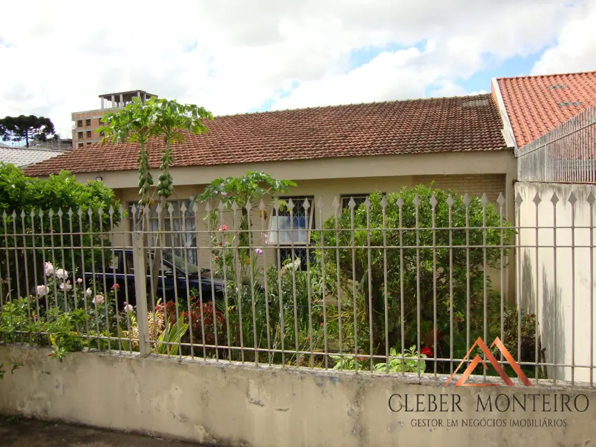 Foto 1 de Terreno / Lote à venda, 500m2 em Novo Mundo, Curitiba - PR