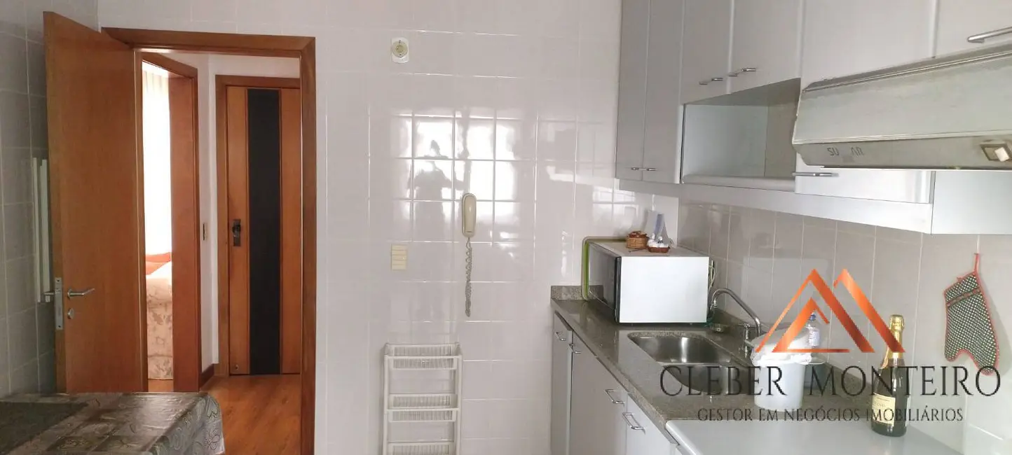Foto 9 de Apartamento com 3 quartos à venda, 105m2 em Água Verde, Curitiba - PR