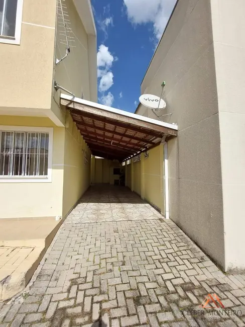 Sobrado com 3 quartos à venda, 132m2 em Xaxim, Curitiba - PR - imagem 4 Foto 4 de Sobrado com 3 quartos à venda, 132m2 em Xaxim, Curitiba - PR