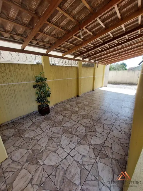 Sobrado com 3 quartos à venda, 132m2 em Xaxim, Curitiba - PR - imagem 7 Foto 7 de Sobrado com 3 quartos à venda, 132m2 em Xaxim, Curitiba - PR