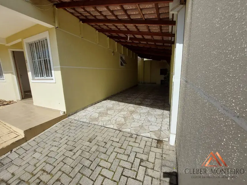 Sobrado com 3 quartos à venda, 132m2 em Xaxim, Curitiba - PR - imagem 5 Foto 5 de Sobrado com 3 quartos à venda, 132m2 em Xaxim, Curitiba - PR