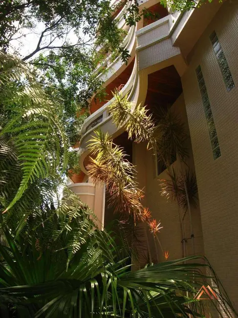 Apartamento com 4 quartos à venda, 199m2 em Campina do Siqueira, Curitiba - PR - imagem 3 Foto 3 de Apartamento com 4 quartos à venda, 199m2 em Campina do Siqueira, Curitiba - PR