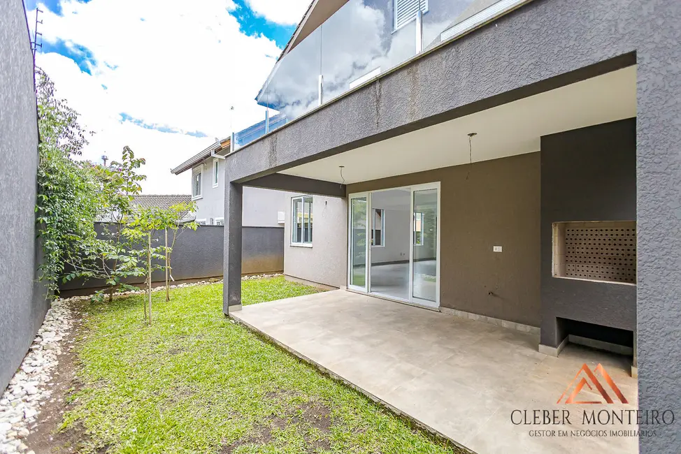 Foto 9 de Sobrado com 3 quartos à venda, 231m2 em Santa Felicidade, Curitiba - PR