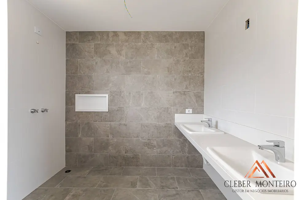 Foto 6 de Sobrado com 3 quartos à venda, 231m2 em Santa Felicidade, Curitiba - PR