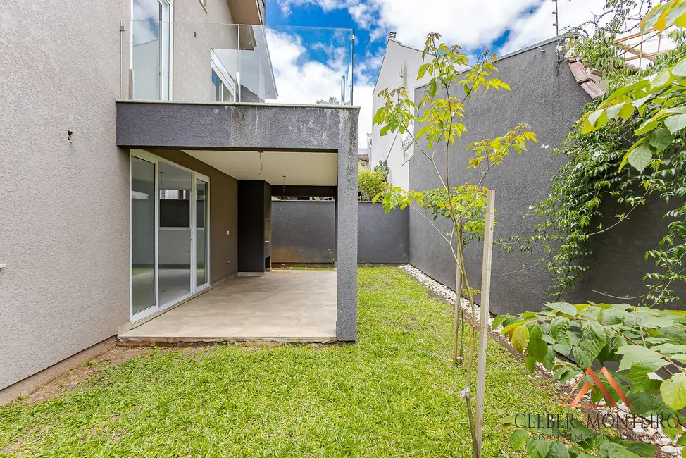 Foto 8 de Sobrado com 3 quartos à venda, 231m2 em Santa Felicidade, Curitiba - PR