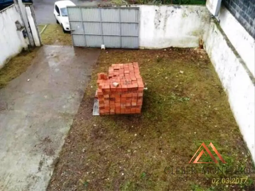 Armazém / Galpão à venda, 250m2 em Xaxim, Curitiba - PR - imagem 3 Foto 3 de Armazém / Galpão à venda, 250m2 em Xaxim, Curitiba - PR