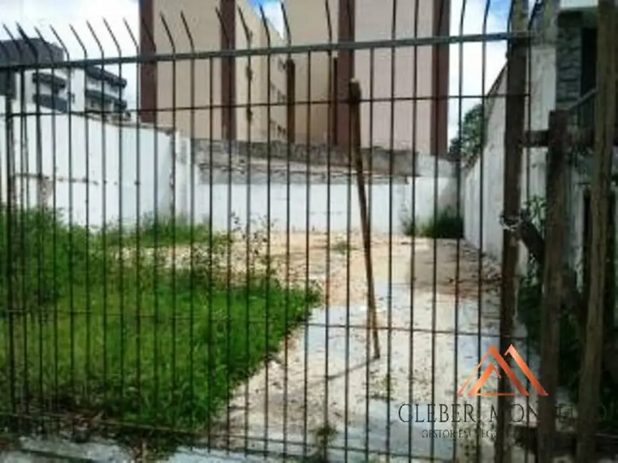Terreno / Lote à venda, 810m2 em Ahú, Curitiba - PR - imagem 6 Foto 6 de Terreno / Lote à venda, 810m2 em Ahú, Curitiba - PR