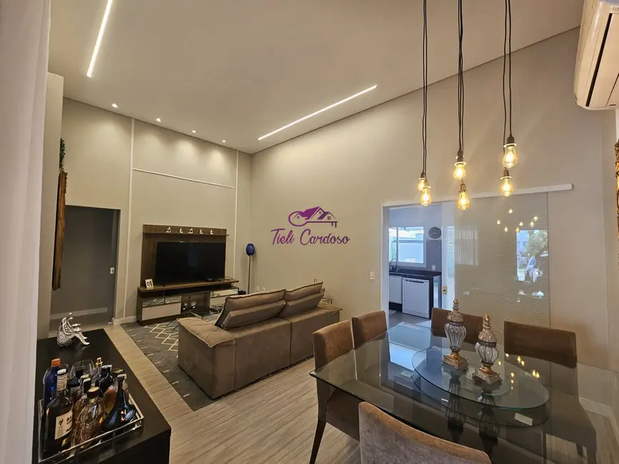 Foto 1 de Casa de Condomínio com 3 quartos à venda e para alugar, 212m2 em Jardim Panorama, Indaiatuba - SP