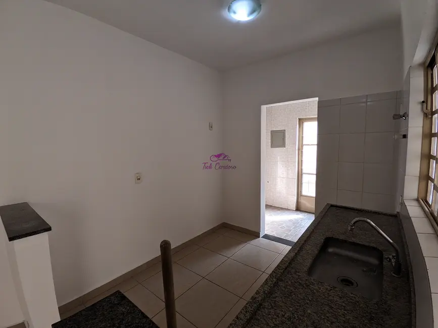 Foto 8 de Casa com 3 quartos para alugar, 115m2 em Jardim Renata, Indaiatuba - SP