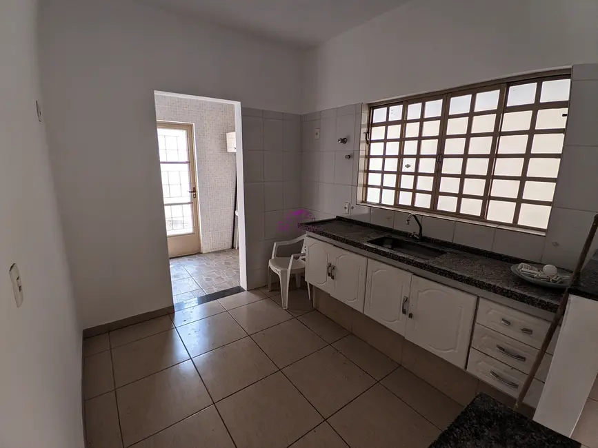 Foto 7 de Casa com 3 quartos para alugar, 115m2 em Jardim Renata, Indaiatuba - SP