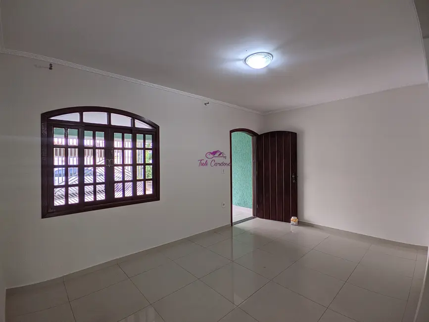 Casa com 3 quartos à venda e para alugar, 150m2 em Jardim Alice, Indaiatuba - SP - imagem 8 Foto 8 de Casa com 3 quartos à venda e para alugar, 150m2 em Jardim Alice, Indaiatuba - SP