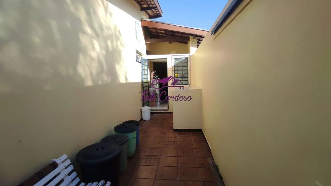 Sala Comercial com 3 quartos à venda, 230m2 em Centro, Indaiatuba - SP - imagem 3 Foto 3 de Sala Comercial com 3 quartos à venda, 230m2 em Centro, Indaiatuba - SP