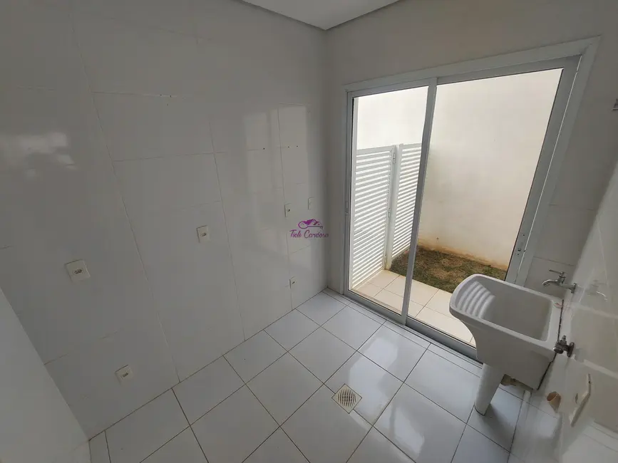 Casa de Condomínio com 3 quartos para alugar, 186m2 em Jardim Santa Rita, Indaiatuba - SP - imagem 6 Foto 6 de Casa de Condomínio com 3 quartos para alugar, 186m2 em Jardim Santa Rita, Indaiatuba - SP