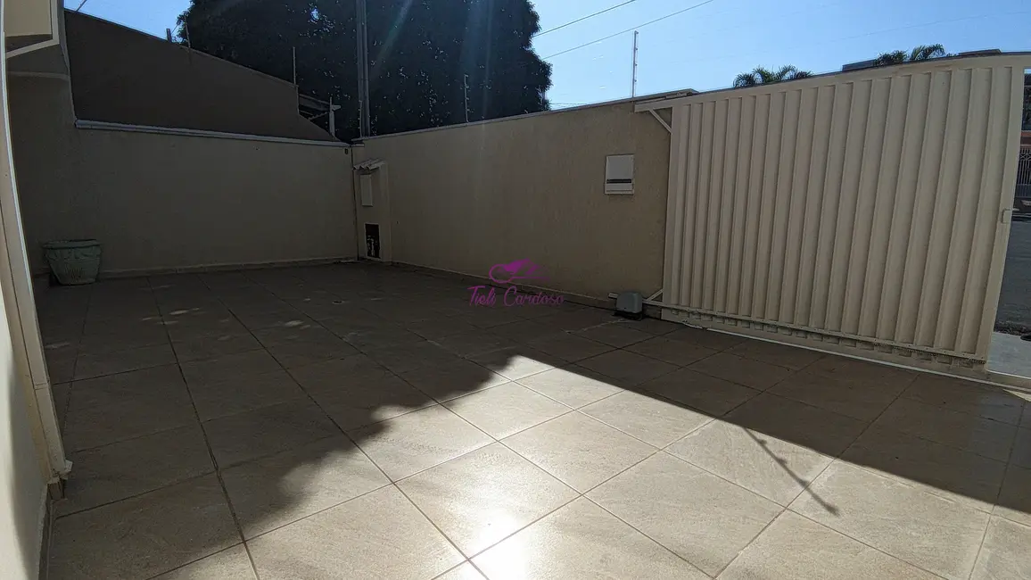 Foto 3 de Casa com 3 quartos à venda, 125m2 em Vila Furlan, Indaiatuba - SP