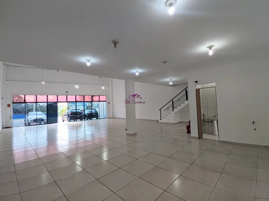 Foto 3 de Sala Comercial à venda e para alugar, 210m2 em Jardim Santa Cruz, Indaiatuba - SP