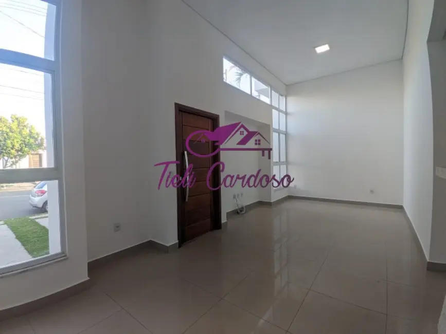 Foto 2 de Casa de Condomínio com 3 quartos para alugar, 110m2 em Jardim Montreal Residence, Indaiatuba - SP