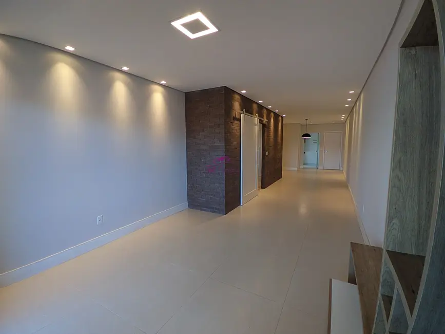 Foto 3 de Apartamento com 3 quartos para alugar, 129m2 em Centro, Indaiatuba - SP