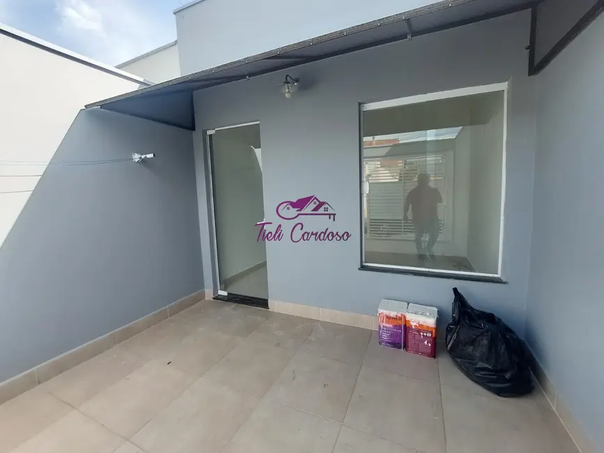 Foto 4 de Casa com 2 quartos para alugar, 62m2 em Jardim Residencial Nova Veneza, Indaiatuba - SP