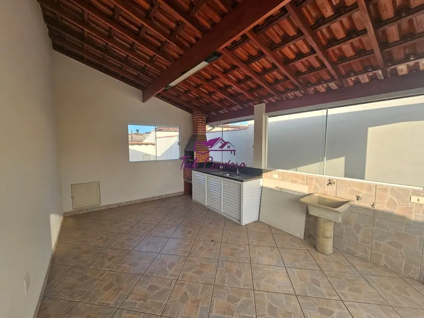 Foto 2 de Casa com 3 quartos à venda, 100m2 em Jardim Adriana, Indaiatuba - SP