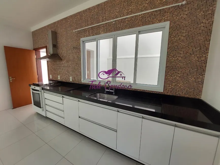 Casa de Condomínio com 3 quartos para alugar, 190m2 em Jardim Residencial Maria Dulce, Indaiatuba - SP - imagem 7 Foto 7 de Casa de Condomínio com 3 quartos para alugar, 190m2 em Jardim Residencial Maria Dulce, Indaiatuba - SP