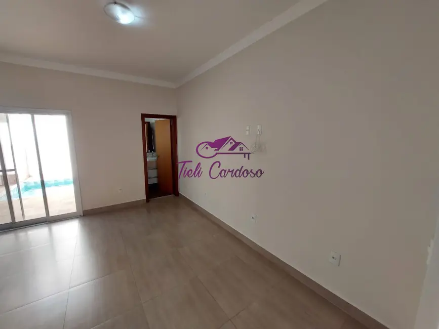 Casa de Condomínio com 3 quartos para alugar, 190m2 em Jardim Residencial Maria Dulce, Indaiatuba - SP - imagem 9 Foto 9 de Casa de Condomínio com 3 quartos para alugar, 190m2 em Jardim Residencial Maria Dulce, Indaiatuba - SP