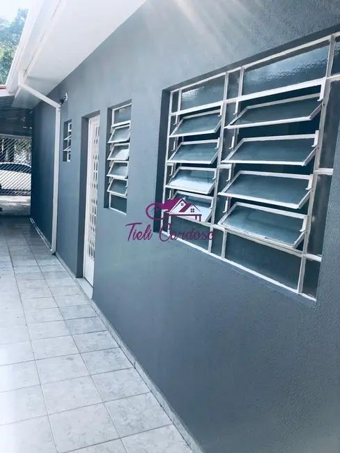 Foto 2 de Casa com 2 quartos para alugar, 80m2 em Centro, Indaiatuba - SP