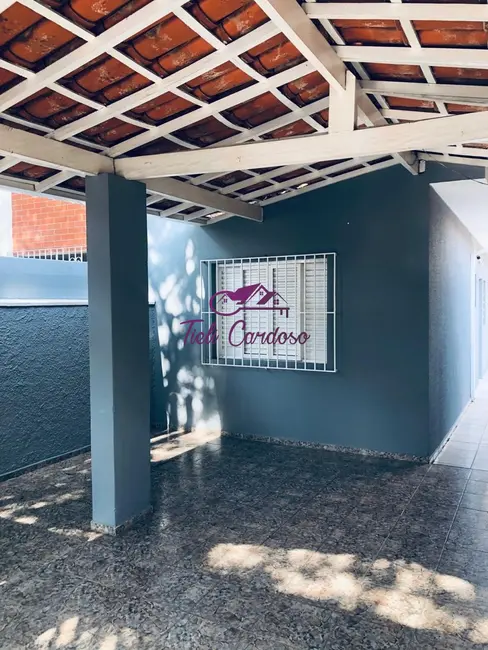 Foto 1 de Casa com 2 quartos para alugar, 80m2 em Centro, Indaiatuba - SP