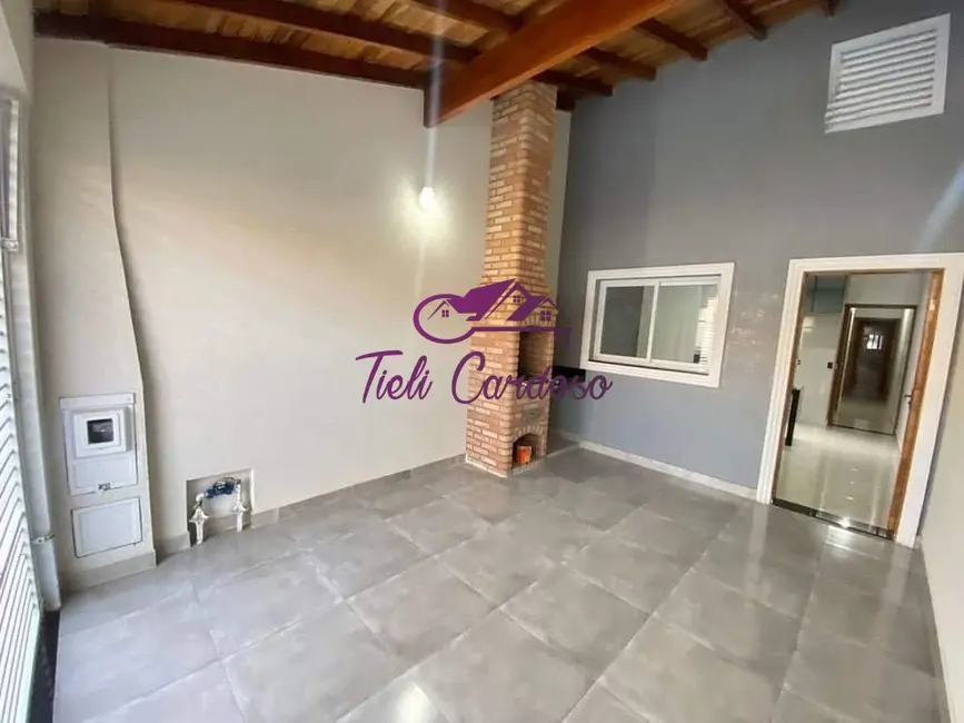 Foto 3 de Casa com 2 quartos para alugar, 75m2 em Jardim Residencial Nova Veneza, Indaiatuba - SP