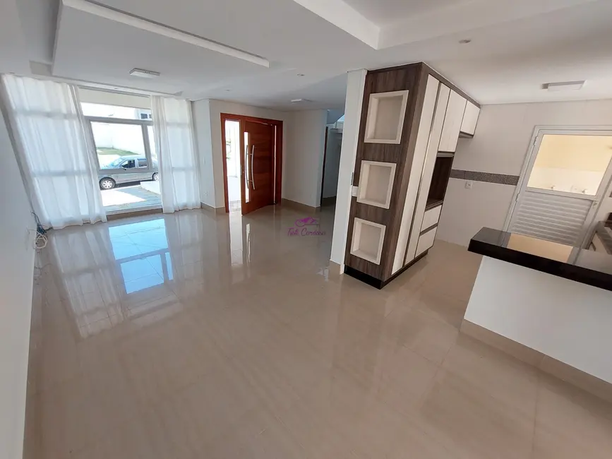 Foto 3 de Casa de Condomínio com 3 quartos para alugar, 168m2 em Jardim Montreal Residence, Indaiatuba - SP