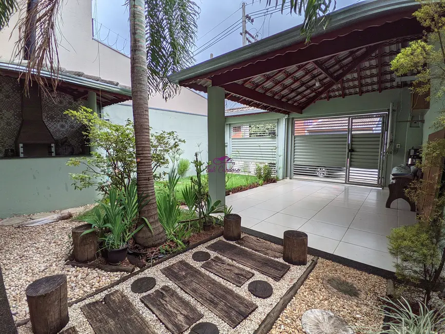 Casa com 3 quartos à venda, 165m2 em Jardim Paulista II, Indaiatuba - SP - imagem 5 Foto 5 de Casa com 3 quartos à venda, 165m2 em Jardim Paulista II, Indaiatuba - SP