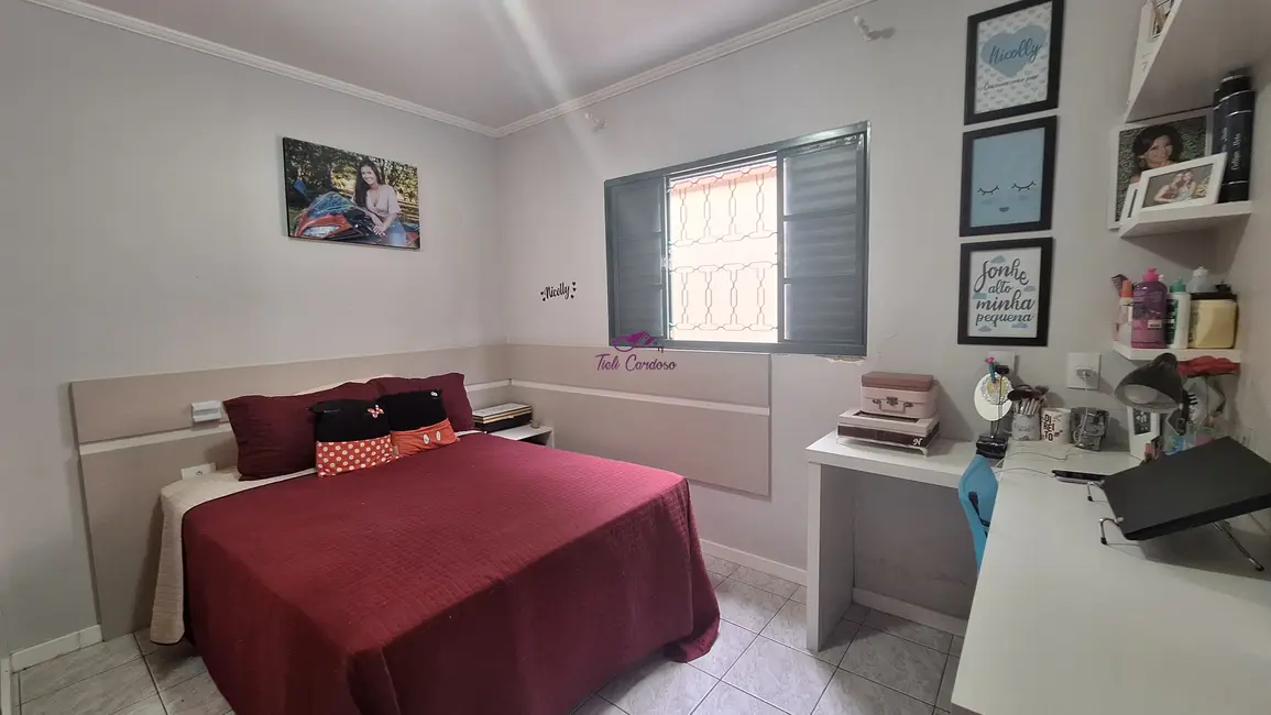 Foto 6 de Casa com 3 quartos à venda, 190m2 em Jardim Regina, Indaiatuba - SP