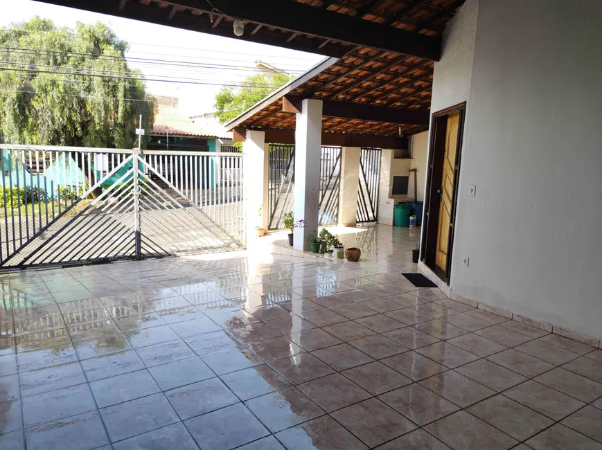 Foto 2 de Casa com 3 quartos à venda, 199m2 em Jardim Regina, Indaiatuba - SP